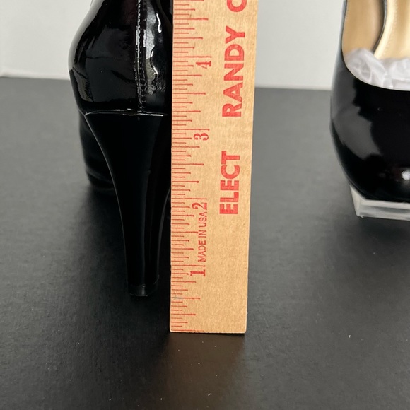 Alex Marie Black Patent Leather Pumps Sz 8 - Picture 4 of 8